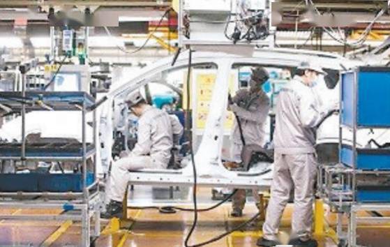 從一季度GDP斷崖式下跌到全年經濟總量重回全國城市前十，武漢滿血復活的啟示